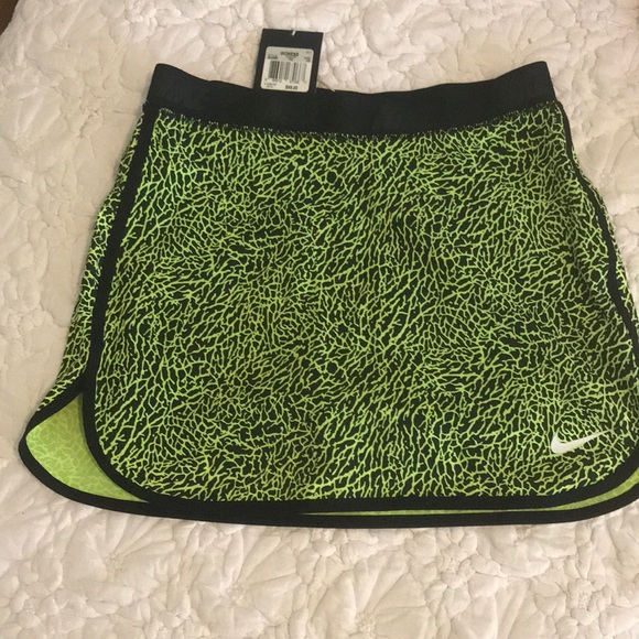 Nike Dresses & Skirts - FINAL⬇️! NWT!  Nike Dri-fit Golf/Tennis skirt, XS